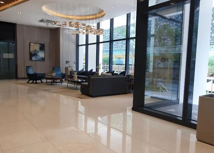 1br At The Bgc Near Malls, Restaurants & Shops Manila